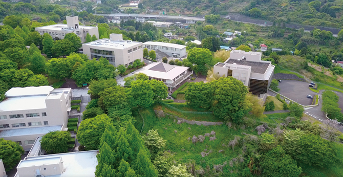 関東学院大学 国際研究研修センター